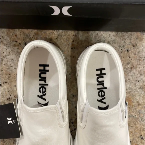 NWT Hurley Kenji White Slip-On Shoes Size 1 Kids Sneakers